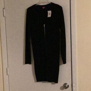 Elegant Black Zipper Dress